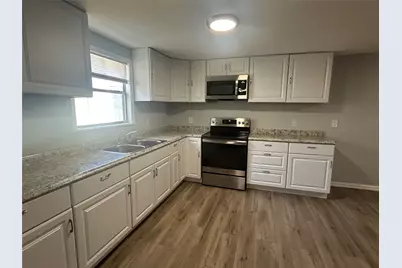 708 Barrow Street, Goldthwaite, TX 76844 - Photo 3