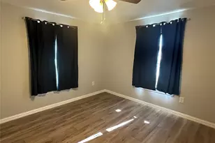 708 Barrow St, Goldthwaite, TX 76844 - Photo 11