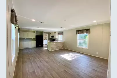 329 Capricorn Drive, Granbury, TX 76049 - Photo 3