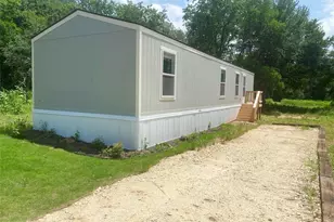 329 Capricorn Dr, Granbury, TX 76049 - Photo 1