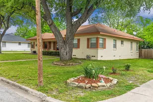 2309 Holsum Cir, Greenville, TX 75401 - Photo 9