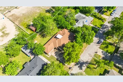 2309 Holsum Circle, Greenville, TX 75401 - Photo 3