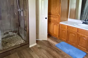 218 Co Rd 2992, Windom, TX 75492 - Photo 11