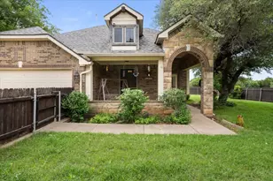 196 Creek Dr, Whitney, TX 76692 - Photo 1