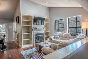 4516 Forestgate Dr, Arlington, TX 76017 - Photo 5