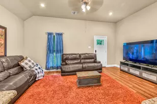 4911 Wichita St, Granbury, TX 76048 - Photo 11