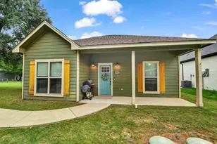 4911 Wichita St, Granbury, TX 76048 - Photo 31