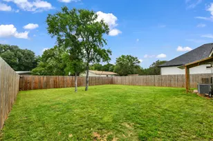 4911 Wichita St, Granbury, TX 76048 - Photo 29