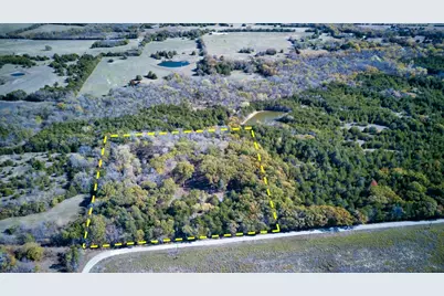 2624 County Road 2975, Windom, TX 75492 - Photo 3