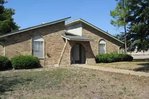 203 Martin Luther Cir, Duncanville, TX 75116 - Photo 1