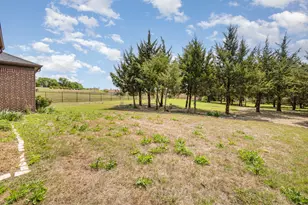 3933 Clearwater Ln, Nevada, TX 75173 - Photo 35