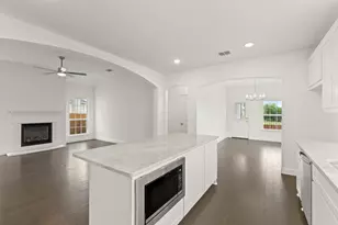 12710 Meadow Glen, Rowlett, TX 75089 - Photo 9