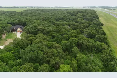 102 Oakridge Ct Court, Mabank, TX 75147 - Photo 5