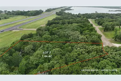 102 Oakridge Ct Court, Mabank, TX 75147 - Photo 1