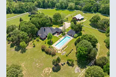 4390 Stonebridge, Athens, TX 75751 - Photo 1