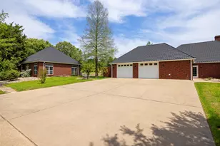 4390 Stonebridge, Athens, TX 75751 - Photo 33