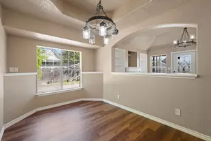 1103 Chase Ave, Cleburne, TX 76031 - Photo 9