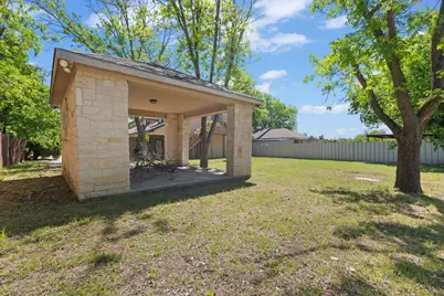1103 Chase Avenue, Cleburne, TX 76031 - Photo 27