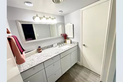 536 E Avenue J #A, Grand Prairie, TX 75050 - Photo 7