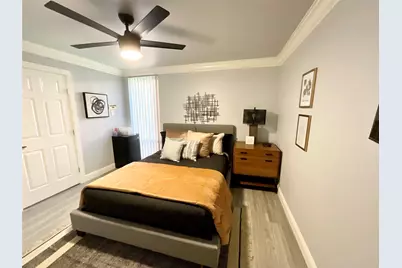 536 E Avenue J #A, Grand Prairie, TX 75050 - Photo 11