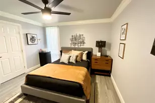 536 E Avenue J, Grand Prairie, TX 75050 - Photo 11