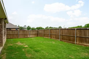 300 Bronco Dr, Pilot Point, TX 76258 - Photo 29