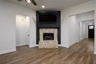 300 Bronco Dr, Pilot Point, TX 76258 - Photo 17