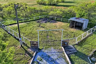 4950 US Hwy 82 W, Nocona, TX 76255 - Photo 23