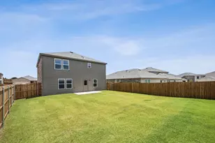 2058 Pleasant Knoll Cir, Forney, TX 75126 - Photo 13