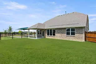 1912 Bearskin Dr, Celina, TX 75009 - Photo 11