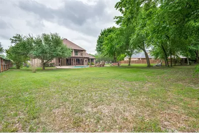 3601 Plum Creek Court, Midlothian, TX 76065 - Photo 25