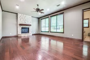 3601 Plum Creek Ct, Midlothian, TX 76065 - Photo 11