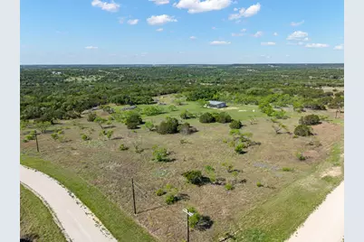570 Pr 42103, Evant, TX 76525 - Photo 33