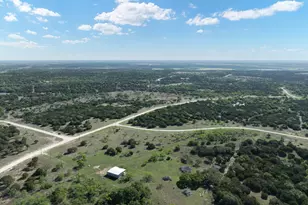 570 Pr 42103, Evant, TX 76525 - Photo 27
