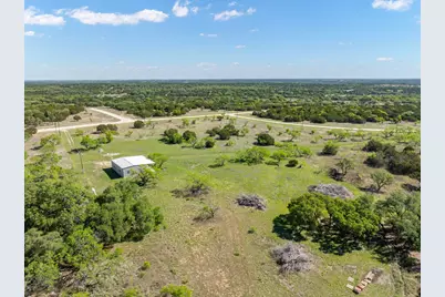 570 Pr 42103, Evant, TX 76525 - Photo 31