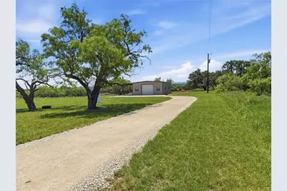 570 Pr 42103, Evant, TX 76525 - Photo 23