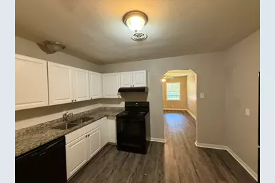 2506 Normont Circle, Fort Worth, TX 76103 - Photo 3