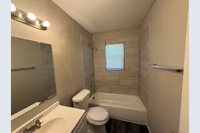 2506 Normont Circle, Fort Worth, TX 76103 - Photo 9