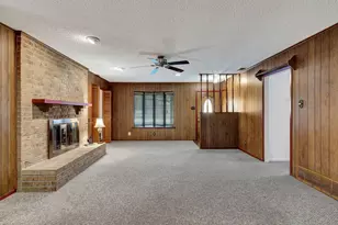 319 Allen Dr, Justin, TX 76247 - Photo 5