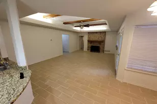 110 La Fawn Cir, Garland, TX 75043 - Photo 5