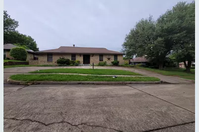 110 La Fawn Circle, Garland, TX 75043 - Photo 1