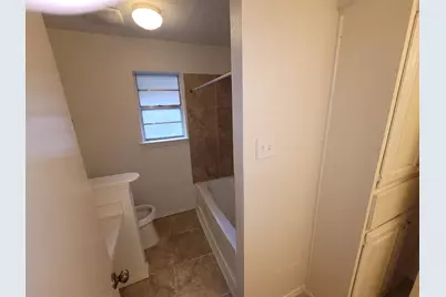 110 La Fawn Circle, Garland, TX 75043 - Photo 15