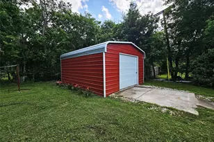 220 N Calhoun St, Groesbeck, TX 76642 - Photo 21