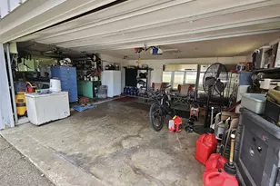 220 N Calhoun St, Groesbeck, TX 76642 - Photo 17