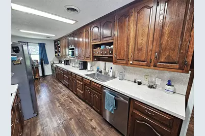 220 N Calhoun Street, Groesbeck, TX 76642 - Photo 7