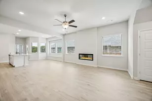 1241 Newport St, Sherman, TX 75090 - Photo 3