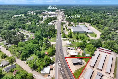 1907 W Oak Street, Palestine, TX 75801 - Photo 29