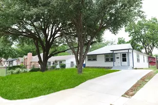 1037 E Cantey St, Fort Worth, TX 76104 - Photo 1