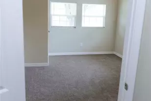 1037 E Cantey St, Fort Worth, TX 76104 - Photo 11