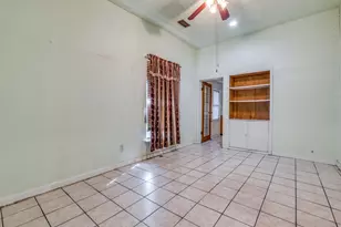 4942 Terry St, Dallas, TX 75223 - Photo 9